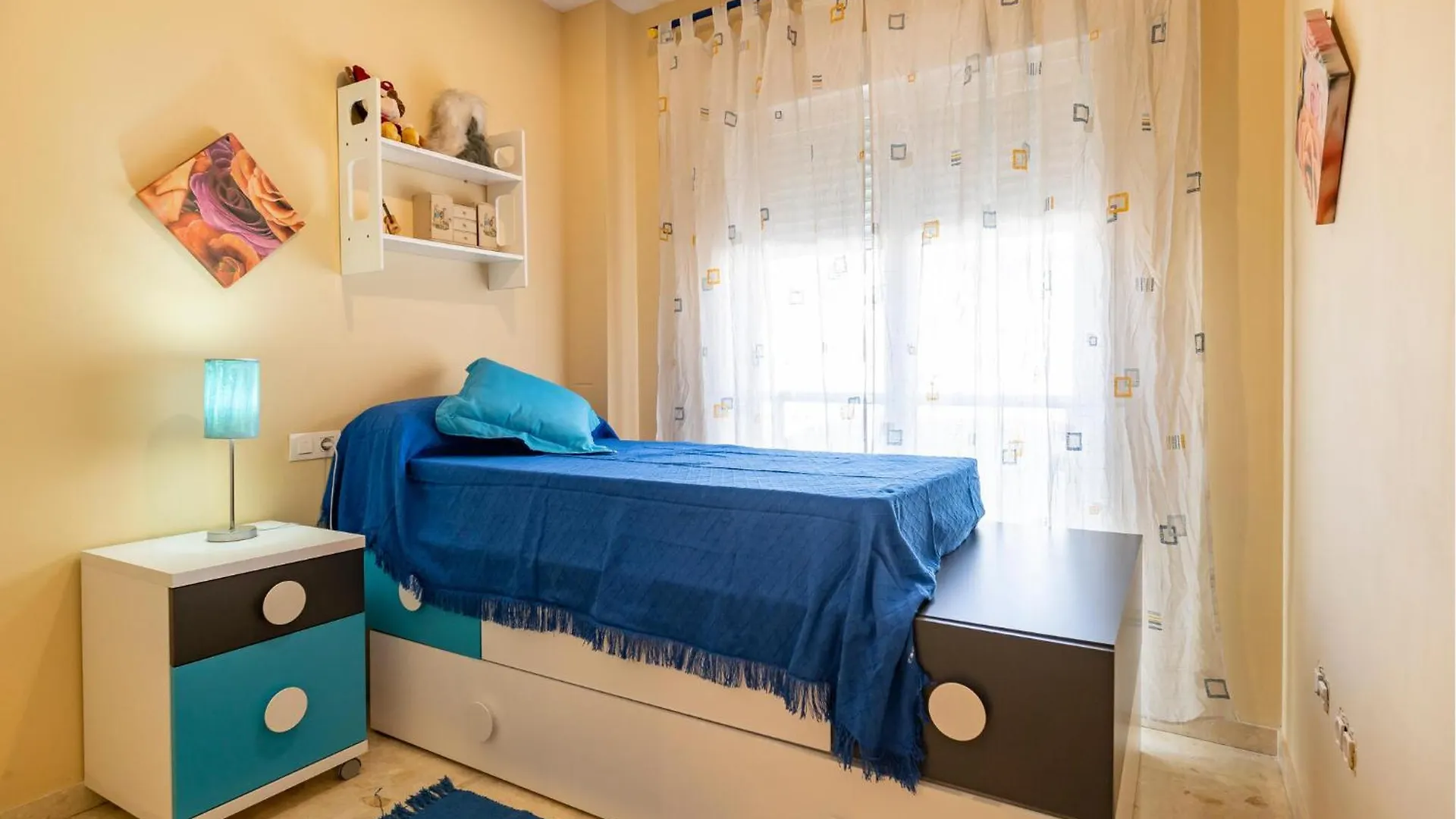 Beautiful Apartment In Motril With Wifi 0*,