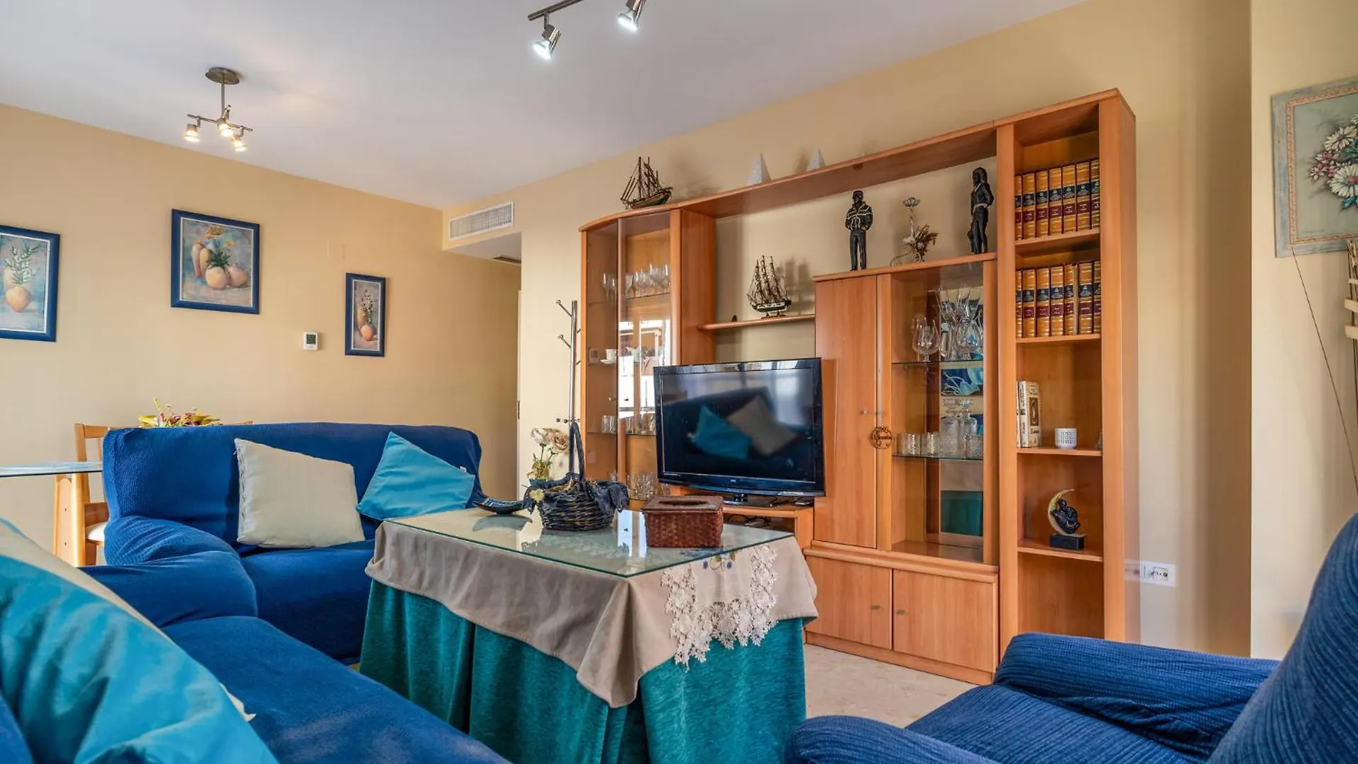 Beautiful Apartment In Motril With Wifi